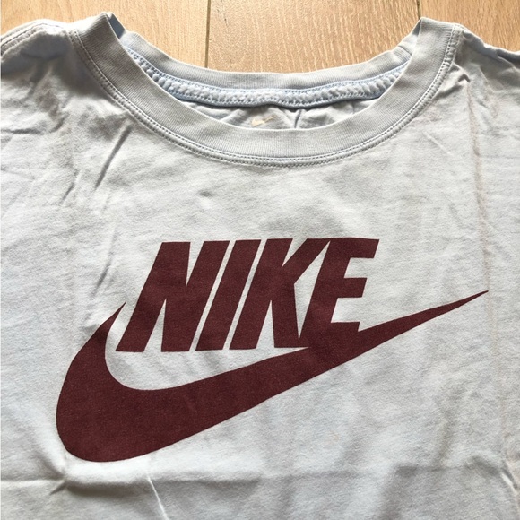 Nike Sportswear Women's Essential Icon Futura Crop T Shirt in Light Blue Size S - Picture 5 of 8